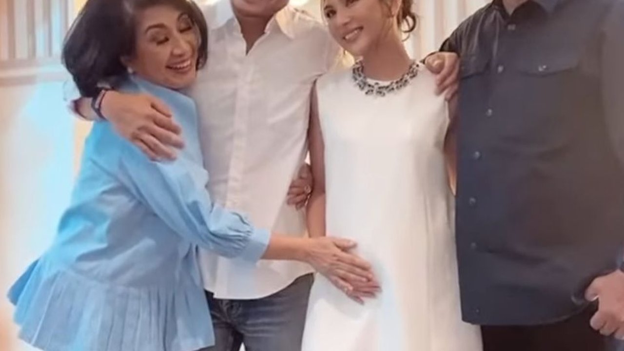 Keseruan Gender Reveal Jessica Mila, Yakup Hasibuan Girang saat Tahu Jenis Kelamin Anak Pertama