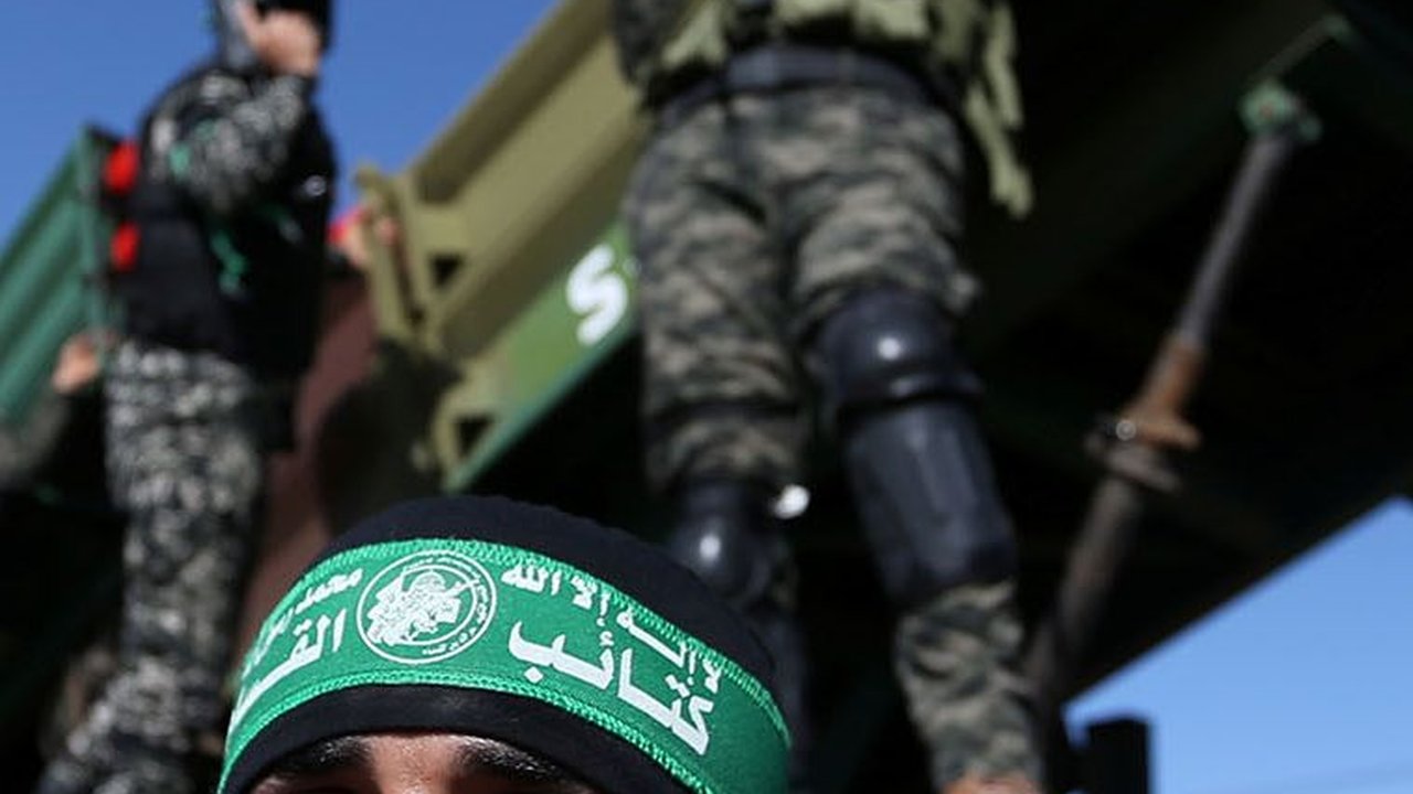 Brigade Al-Qassam Hamas Rilis Video Bagaimana Mereka Serang Israel Lewat Udara Pakai Paralayang