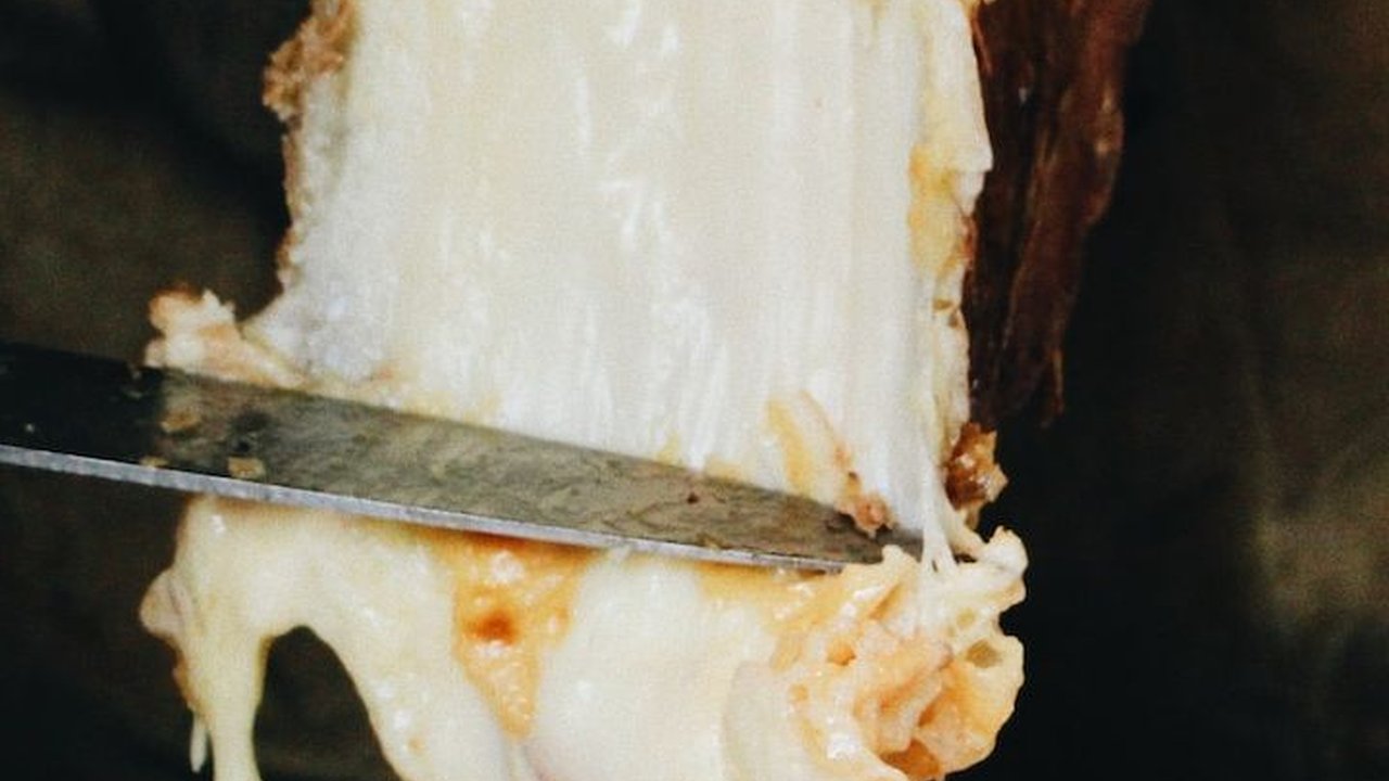 10 Jenis Keju yang Mudah Leleh Buat Topping, Tak Cuma Mozzarella