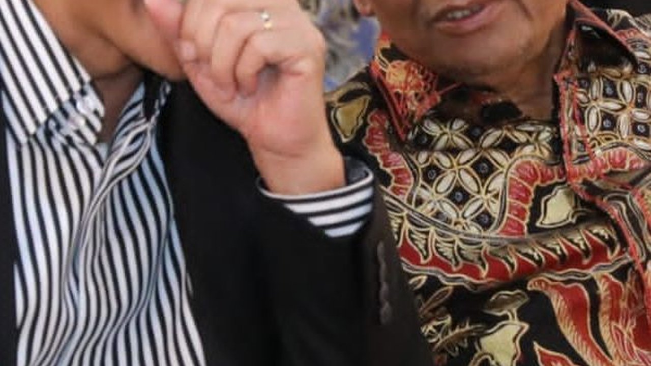 Momen Ganjar dan Mahfud Kembali Menunjukkan Keakraban: Dekat Banget