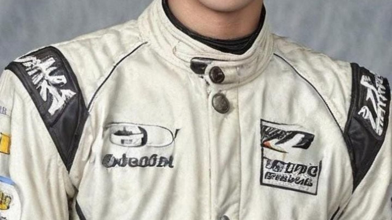 Potret El Rumi Ikutan Dalam AI Yearbook, Ganteng Banget Disebut Mirip Maxime Bouttier