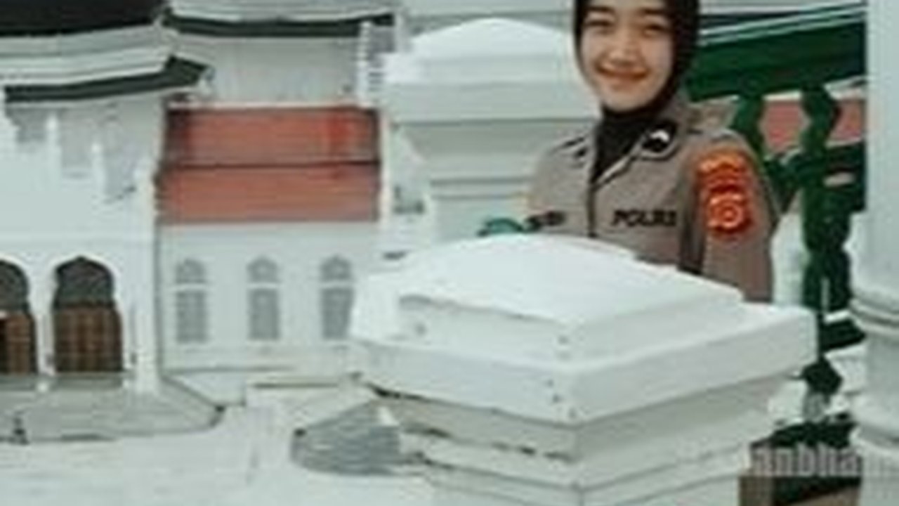 Sosok Bripda Najwa dari Aceh Ramai Curi Perhatian, Polwan Berparas Cantik & Hapal Alquran Bak 'Bidadari Surga'