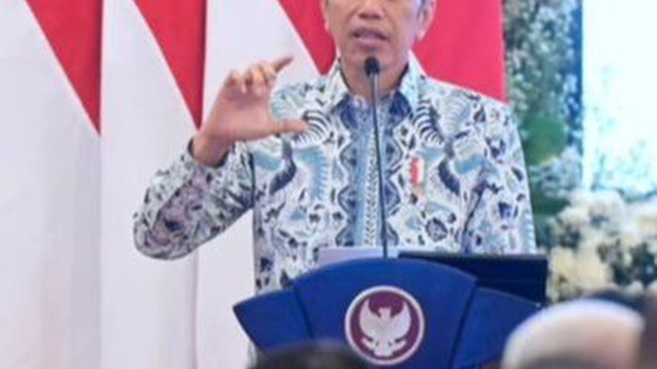 Reaksi Jokowi soal Baliho Ganjar-Mahfud Dicopot di Bali