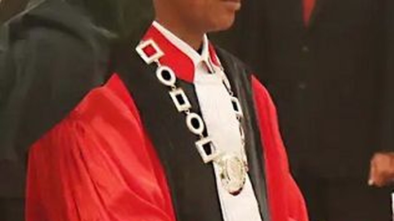 Disidang MKMK Selama 1 Jam, Saldi Isra Ogah Bocorkan Materi Pemeriksaan