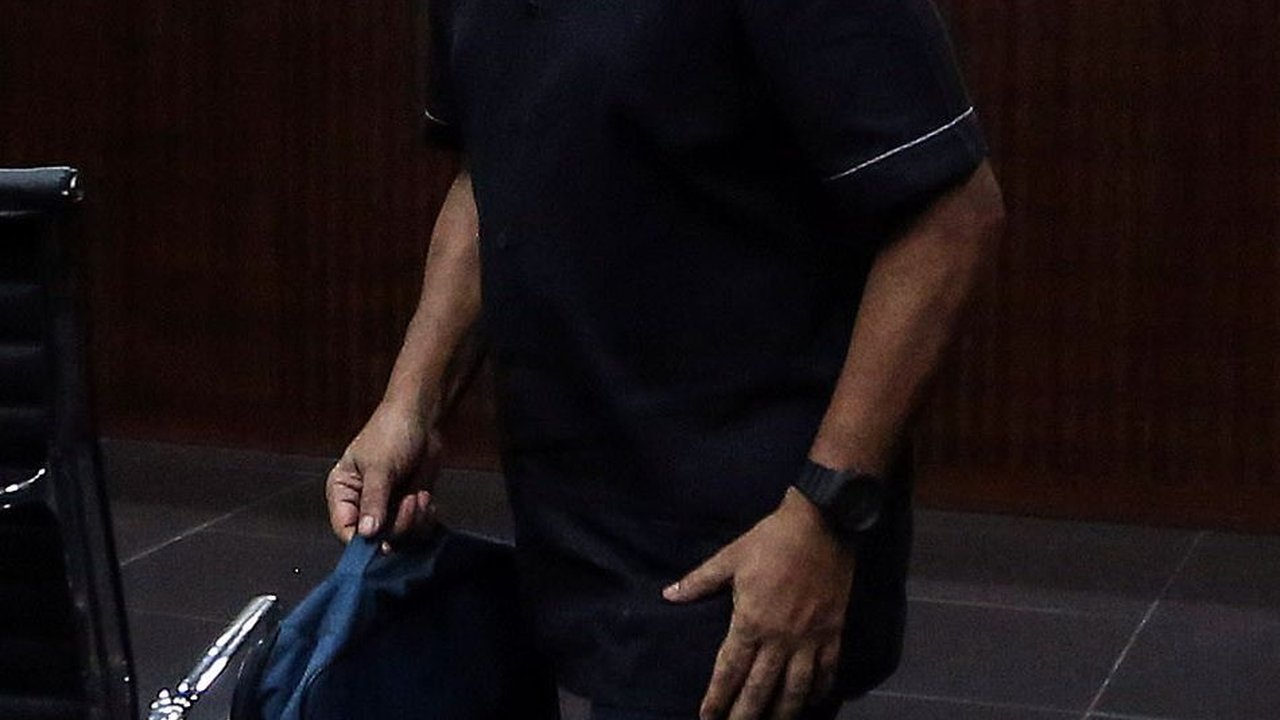 Johnny Plate Bacakan Pleidoi: Saya Dijadikan Keranjang Sampah Kesalahan