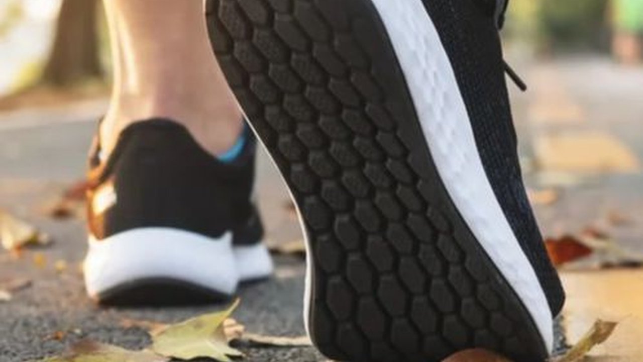 Tips Berjalan Kaki untuk Turunkan Berat Badan, Jangan Lupa Ayunkan Tangan