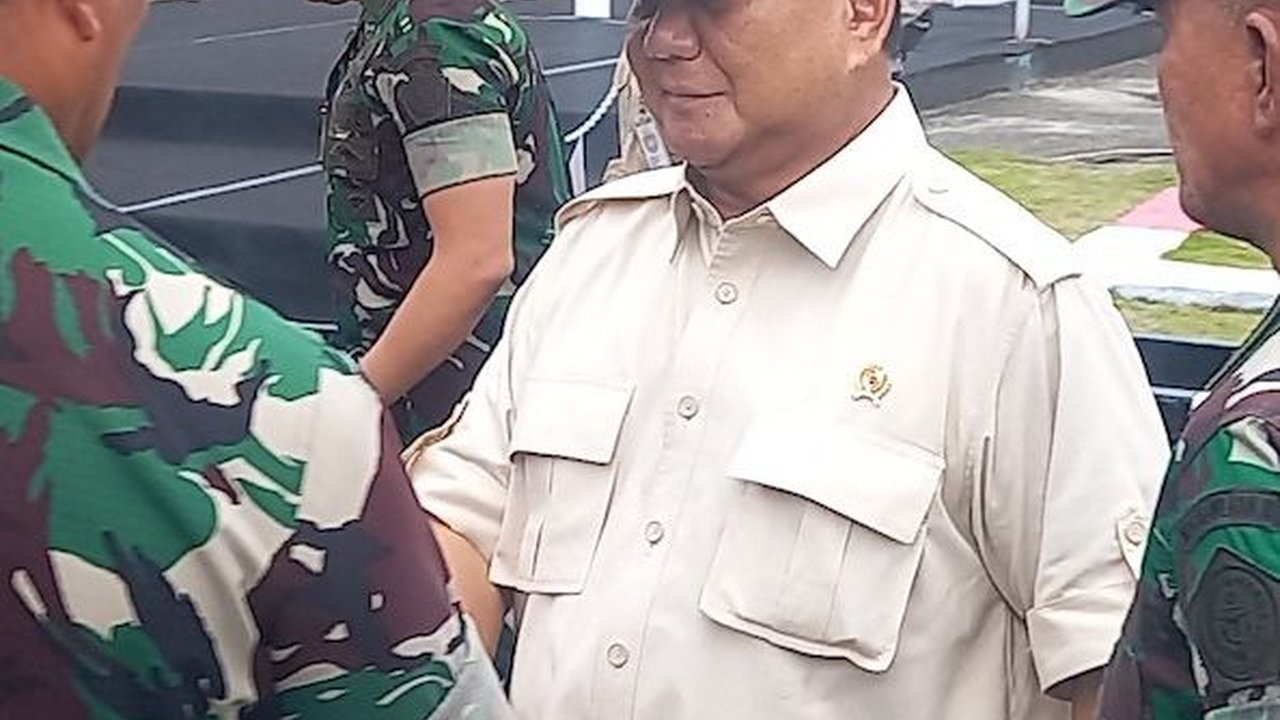 VIDEO: Momen Haru Prabowo Tak Bisa Berkata-Kata Ketemu Eks Anak Buah di Operasi Mapenduma