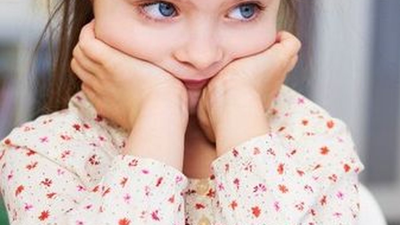 Redflag Anak Mengalami Speech Delay: Tanda, Penyebab, dan Solusinya