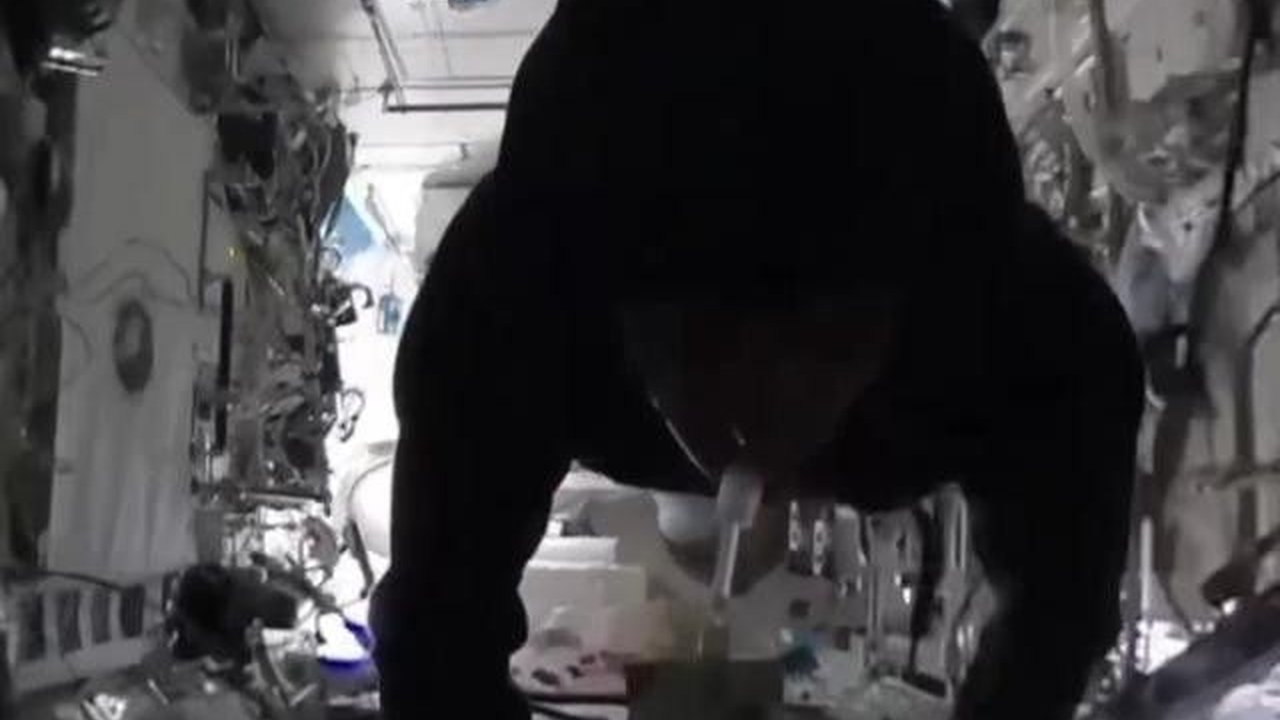 Video: Ini yang Dilakukan Astronot di Stasiun Luar Angkasa sebelum Tidur