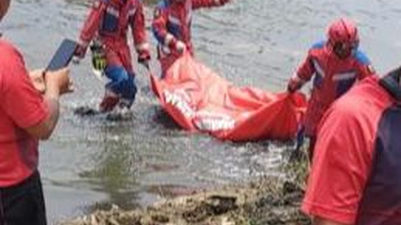 Polisi Sebut Mayat Pria Korban Pembunuhan di Kali BKT Pegawati MRT Jakarta