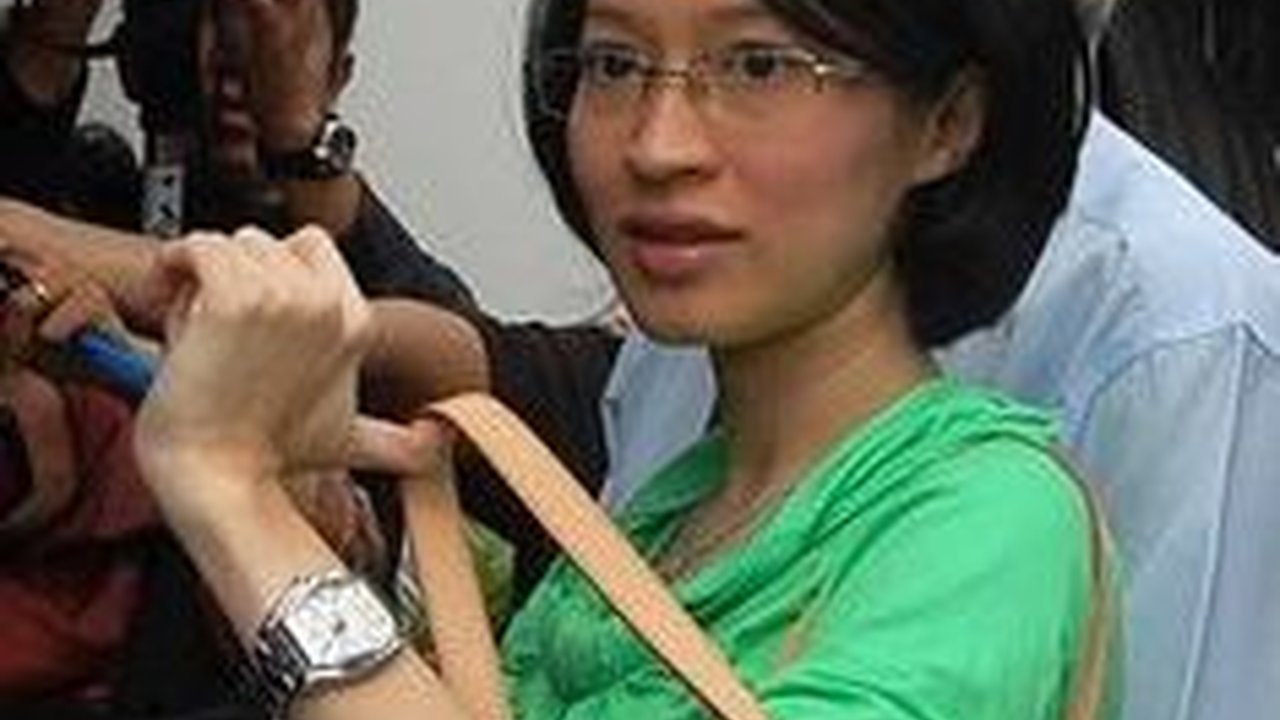 Gugat Cerai Gunawan Dwi Cahyo, Potret Transformasi Okie Agustina - Bukti Cantiknya Tak Pernah Luntur