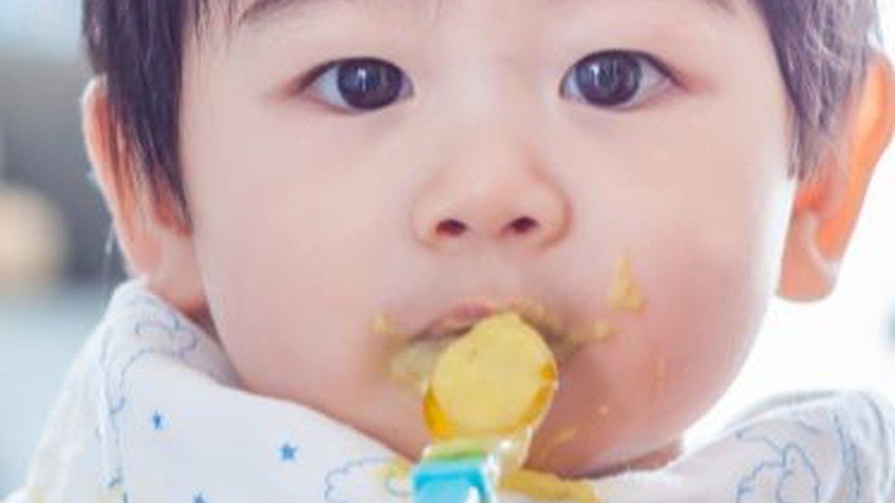 5 Resep MPASI 6 Bulan Pertama yang Menyehatkan dan Padat Gizi, Bikin Berat Badan Bayi Bertambah