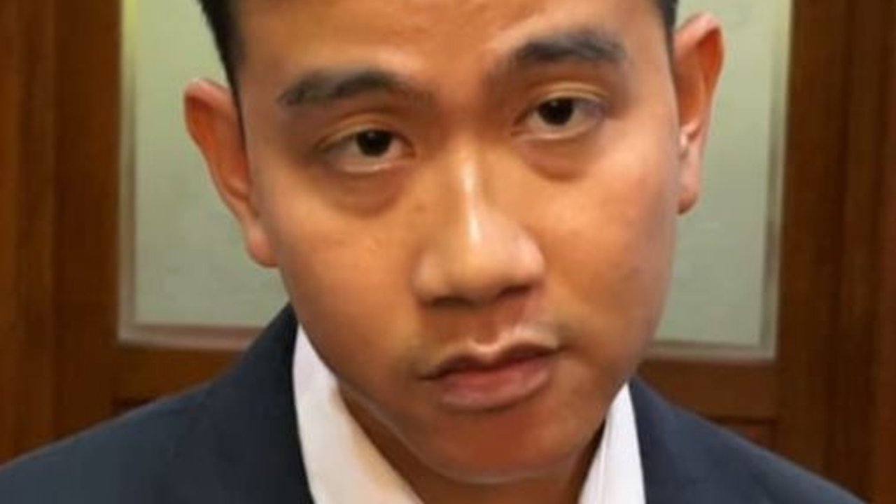 Cerita Gibran Sungkem ke Megawati di KPU: Tanya Keadaan, Sehat Bu?