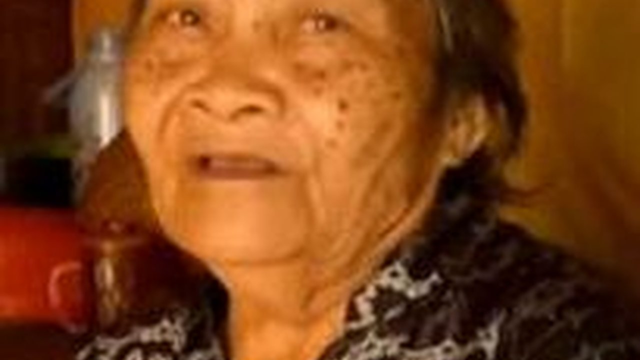 Kisah Mbah Marsiah, Nenek Berusia 75 Tahun Hidup Sebatang Kara di Kampung Terpencil Tanpa Listrik