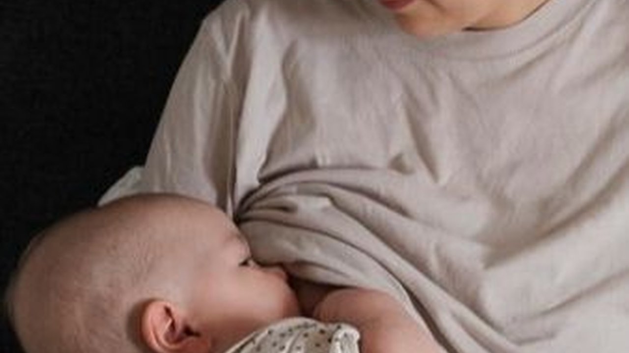 5 Jenis Breast Pad dan Fungsinya Bagi Ibu Menyusui