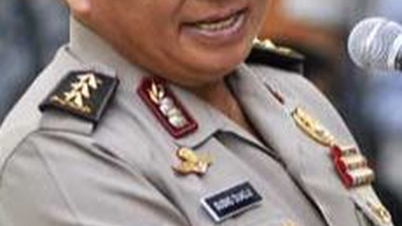 Tiga Pengawal Pribadi Pensiunan Jenderal Polri ini jadi Sorotan, Muda dan Imut