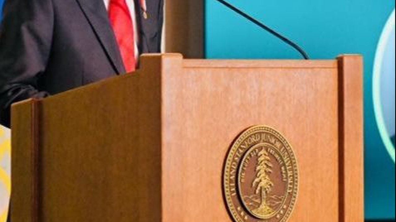 Jokowi Ajak Mahasiswa Stanford University 'Study Tour' ke IKN: Saya akan Jadi Pemandunya