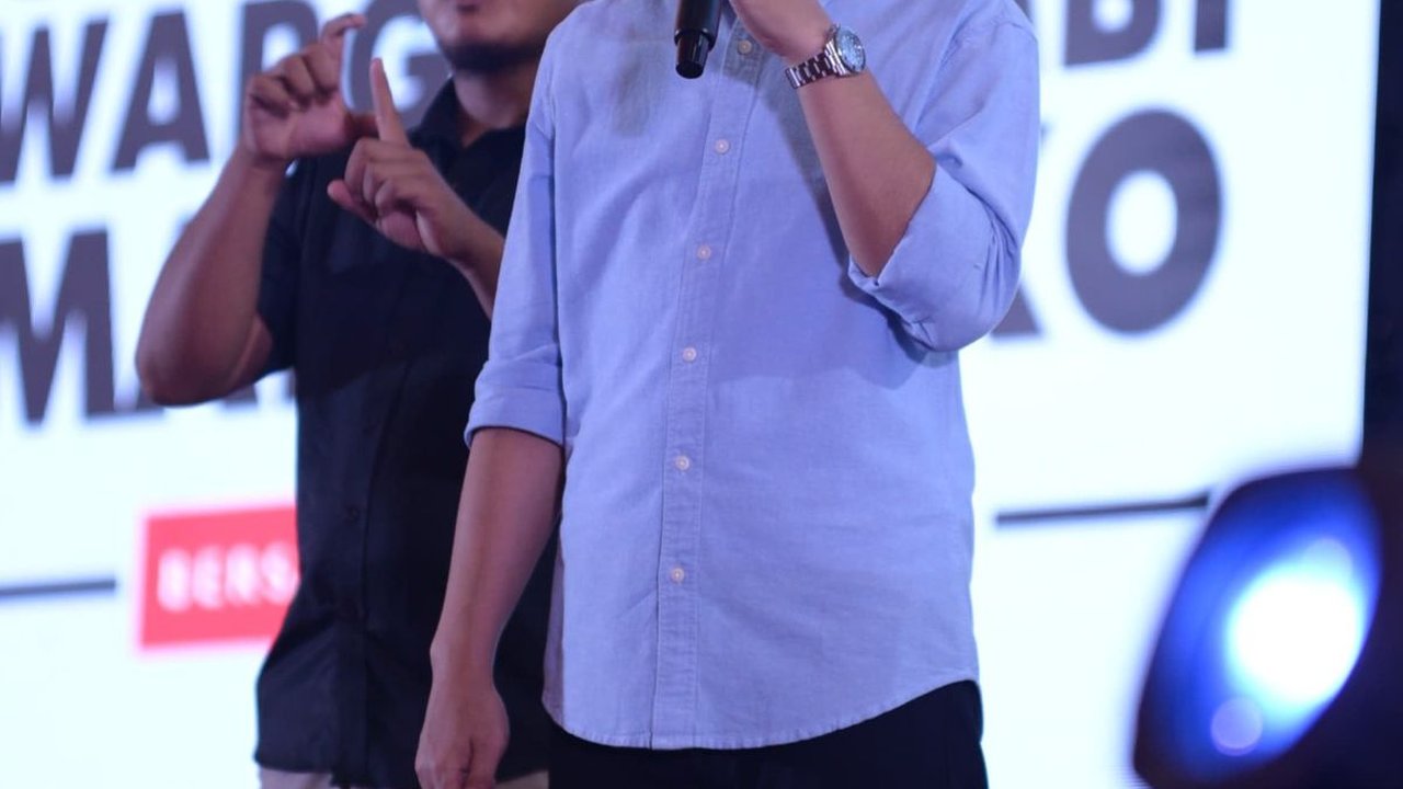 Gibran Pesan ke Pendukung: Fitnah, Nyinyiran dan Hoaks Disenyumin Saja