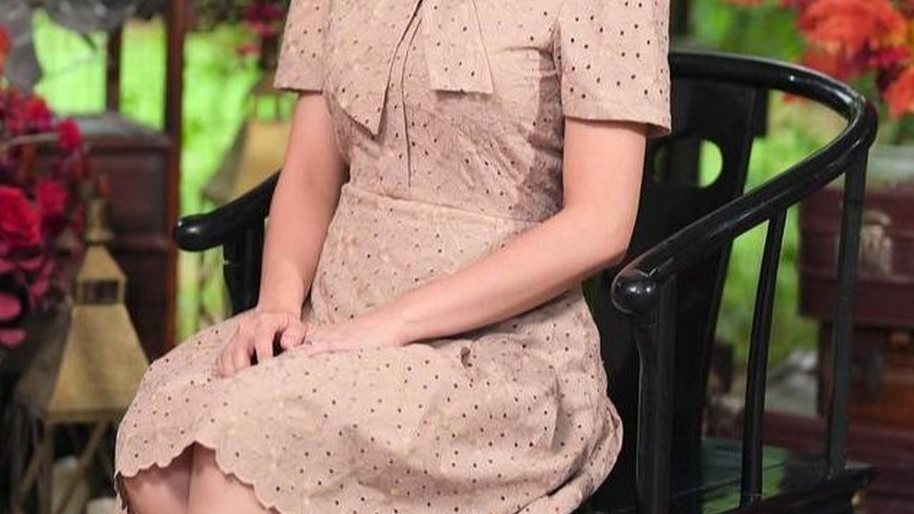 Bak Princess Drama Mandarin, Berikut Ini 8 Potret Chelsea Olivia Lakukan Pemotretan Outdoor