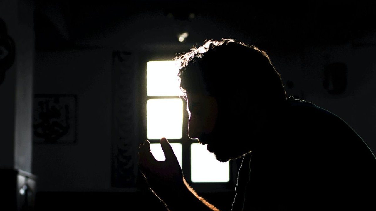 Doa dan Dzikir setelah Sholat Qobliyah Subuh beserta Keutamaannya