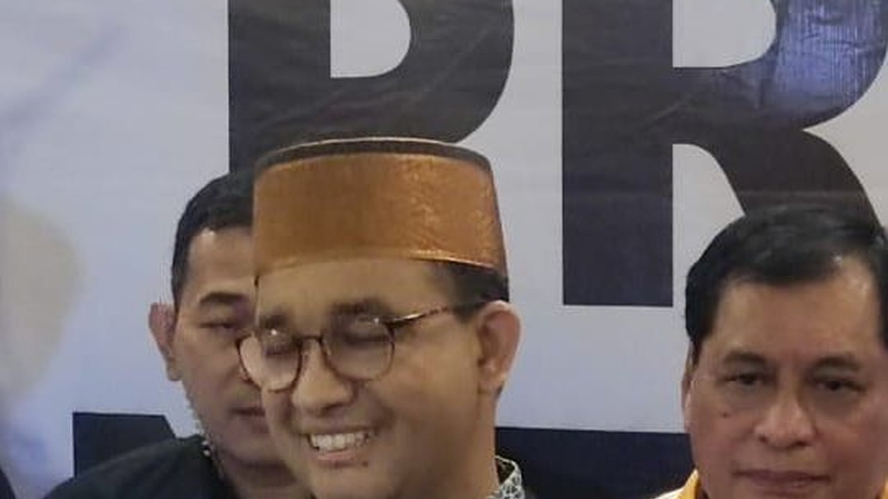 Ganjar Soroti Penegakan Hukum, Anies Sebut Indeks Demokrasi & Kebebasan Pers Era Jokowi Menurun