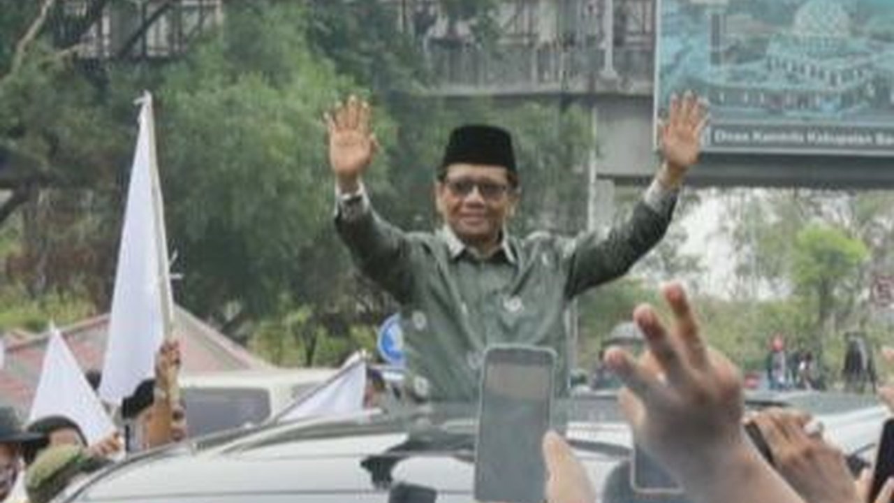 Ramai soal Mahfud Md Foto di Kokpit Pesawat Garuda Indonesia, Begini Aturan Sebenarnya