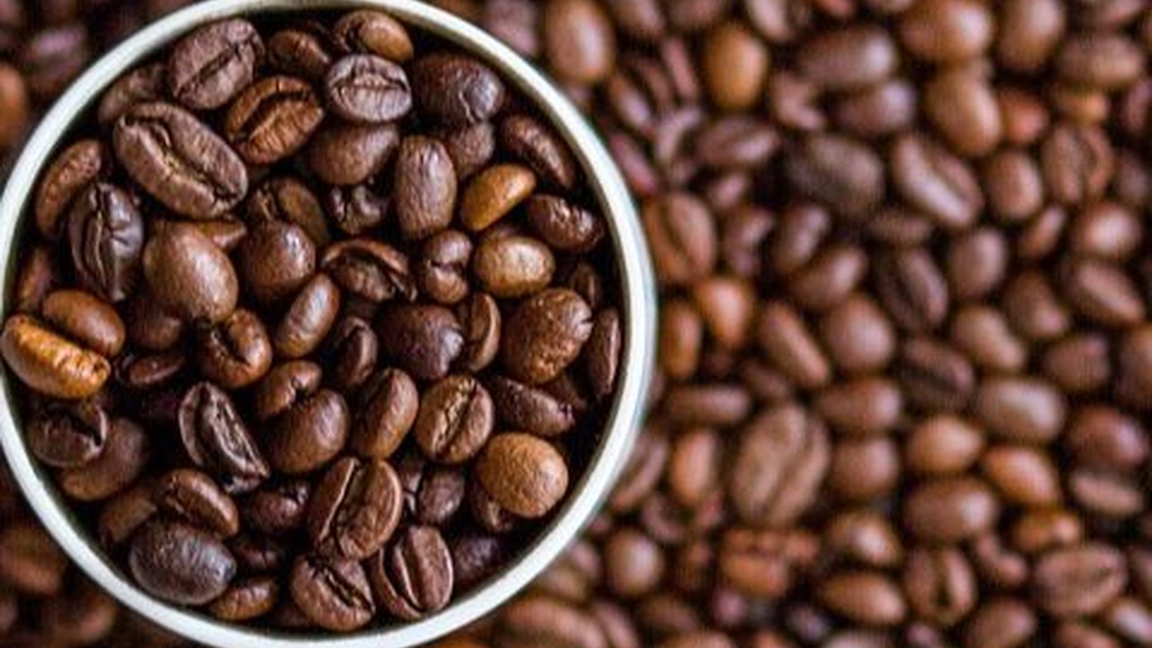 Berkunjung ke Warung Kopi Ake, Nikmatnya Pengalaman Ngopi dengan Suasana Jadul di Belitung