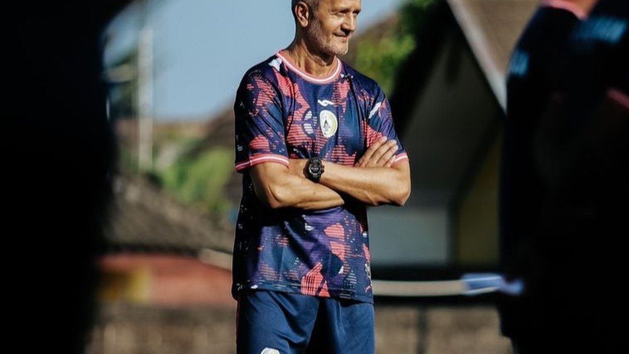 Mengenal Risto Vidaković, Pelatih Baru PSS Sleman Berkebangsaan Serbia