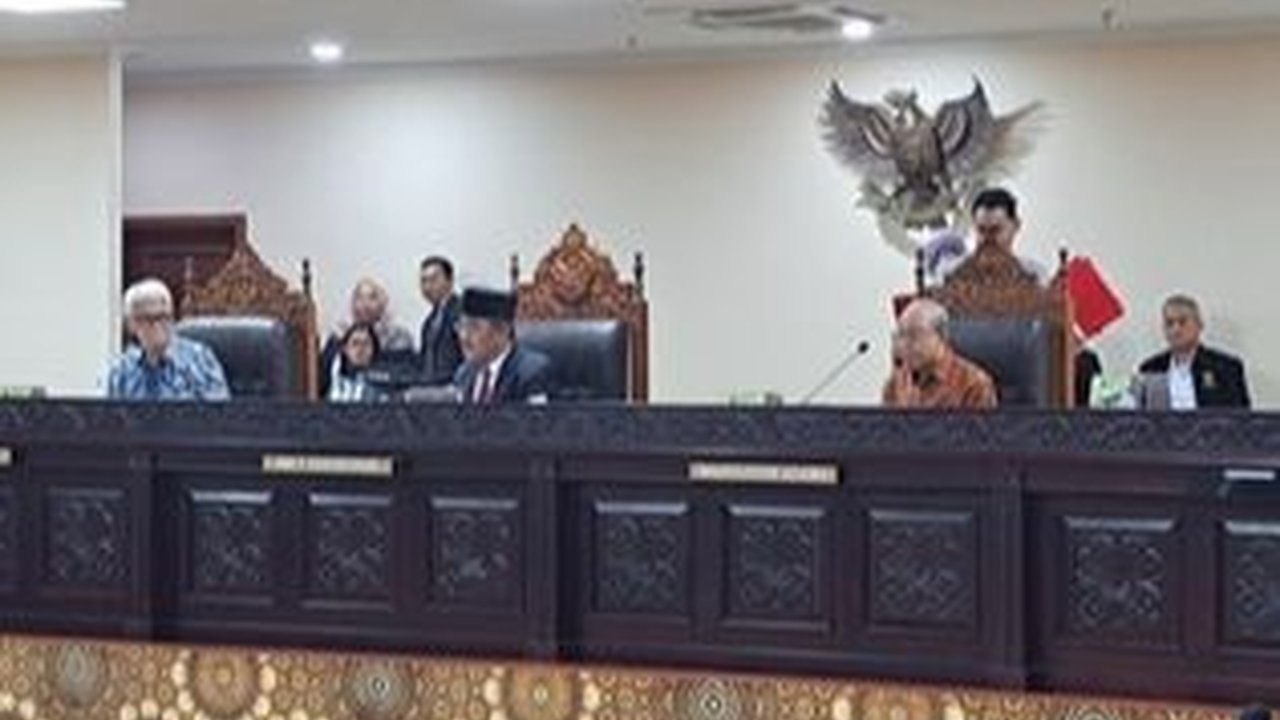 Dugaan Anwar Usman dkk Langgar Etik, Giliran Hakim Wahiduddin, Daniel dan Guntur Diperiksa MKMK Hari Ini