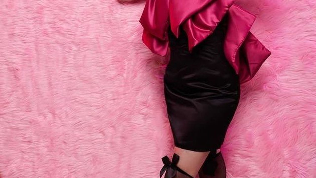 Kepergok Dekat dengan Al Ghazali, Ini Sosok Laura Moane yang Curi Perhatian