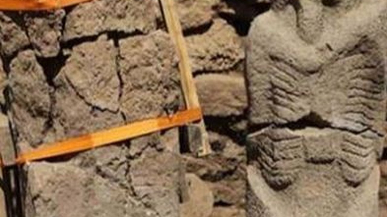 Arkeolog Temukan Patung Manusia Tertua Berusia 11.000 Tahun, Bentuknya Vulgar dan Diduga Sosok Dewa