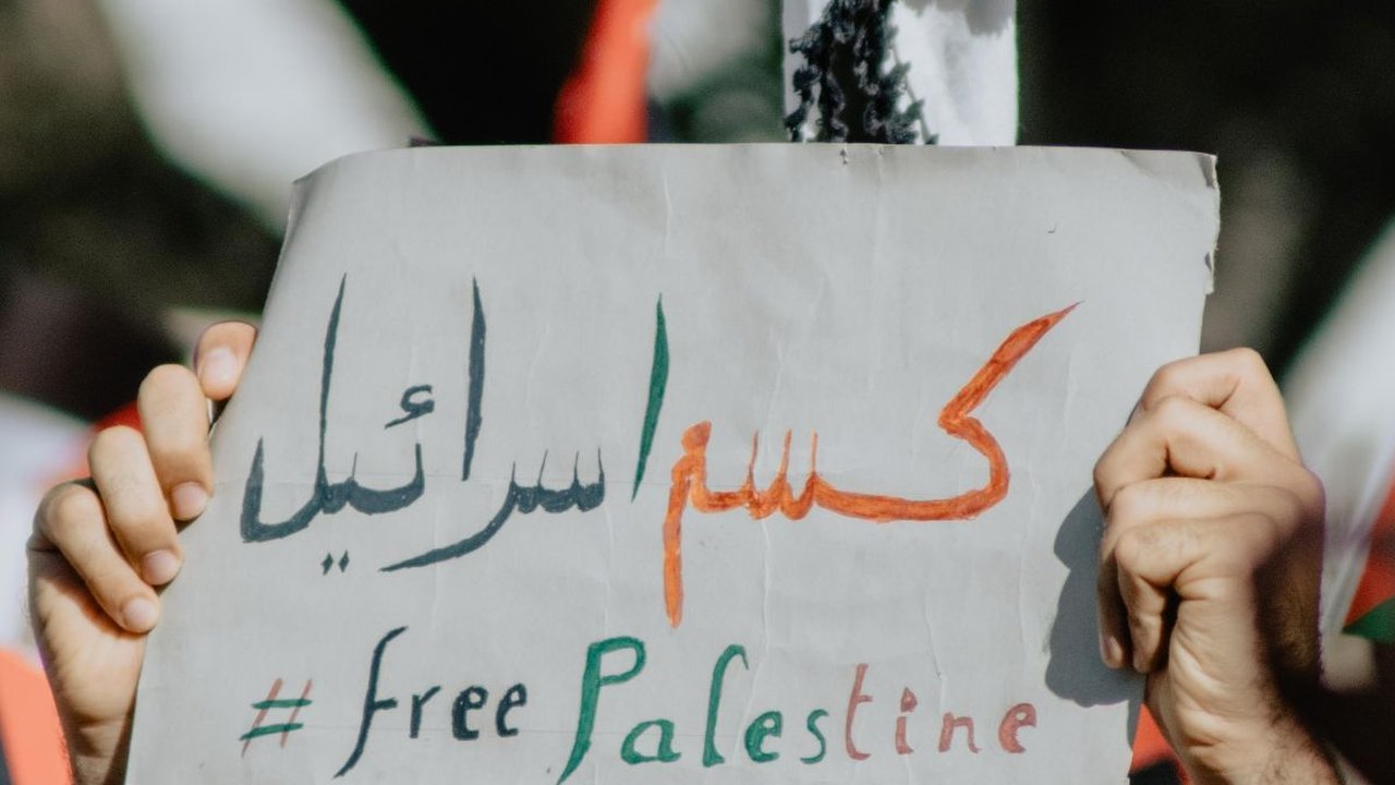 Mengupas Dampak Perang Israel-Palestina terhadap Ekonomi Indonesia