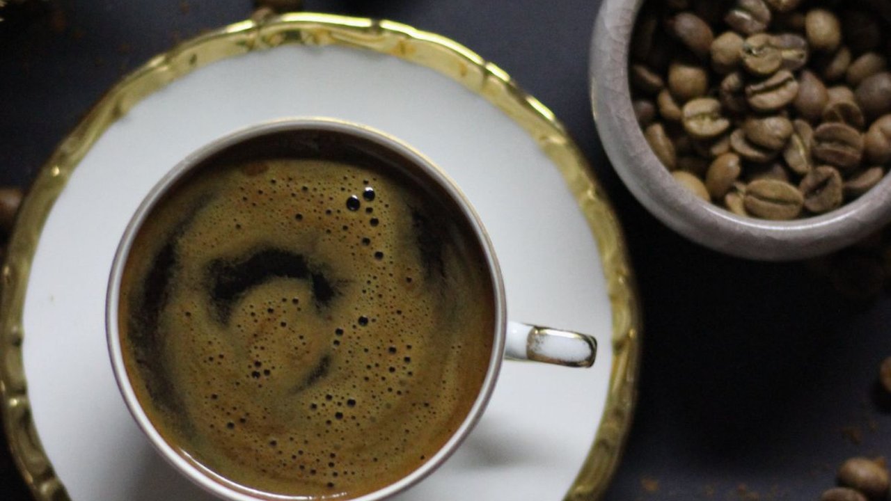 Alasan Mengapa Kopi Berwarna Hitam dan Pahit, Ini Proses yang Dilalui