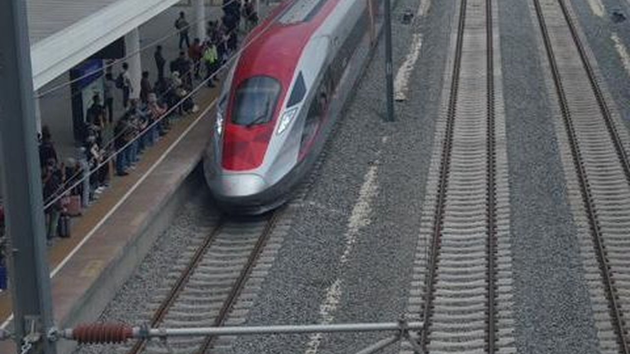 Bayar Tiket Kereta Cepat Whoosh dan Cari Rumah Kini Bisa Lewat BTN Mobile, Begini Caranya