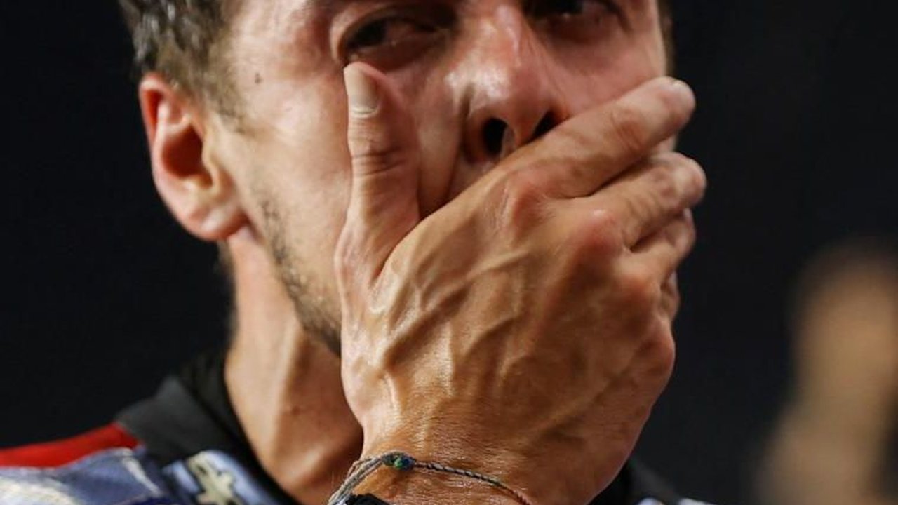 FOTO: Tangis Haru Fabio Di Giannantonio Rasakan Podium Perdana Usai Jadi Juara MotoGP Qatar 2023