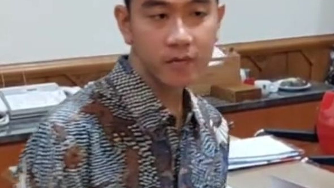 Gibran Jawab Tudingan Soal Ijazah Palsu dan Lulusan SMK
