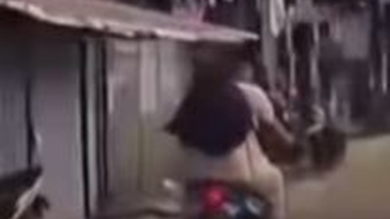 Cekcok di Jalan Pemotor Sebut Pemobil Orang Kaya Sombong, Dibalas Siapa Suruh Miskin