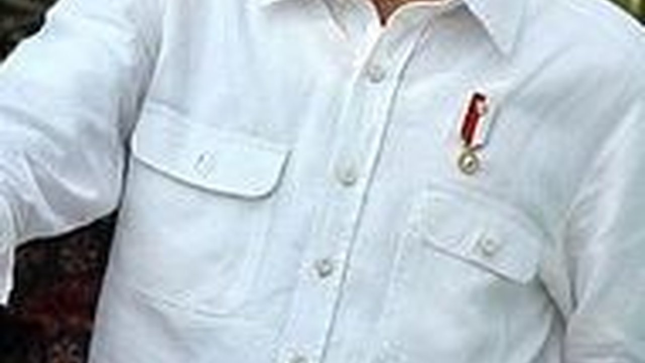 Survei LSI Denny JA: Kepuasan Publik Terhadap Jokowi Stabil Meski Dikritik Isu Dinasti Politik Usai Putusan MK