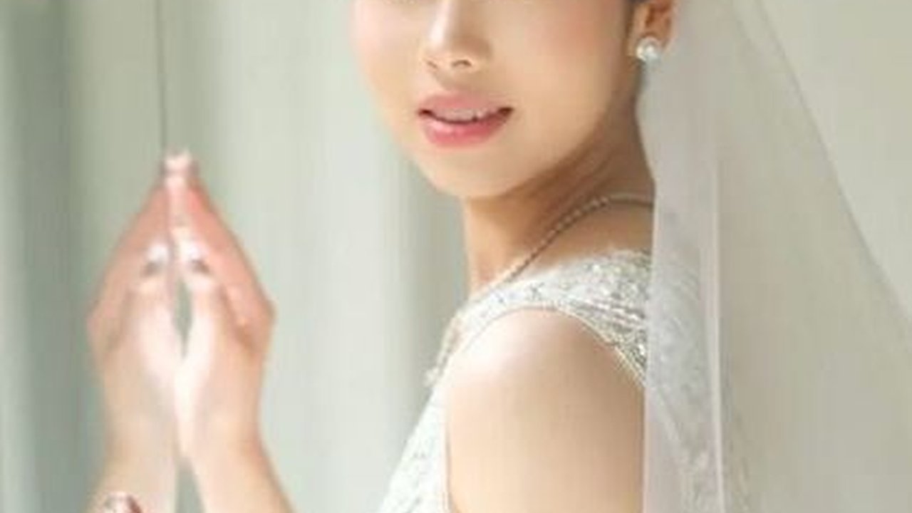 Terpaut Usia 20 Tahun dengan Suami, Ini Sosok Gwen Ashley Istri Ryan Harris Putra Bos Air Asia Indonesia