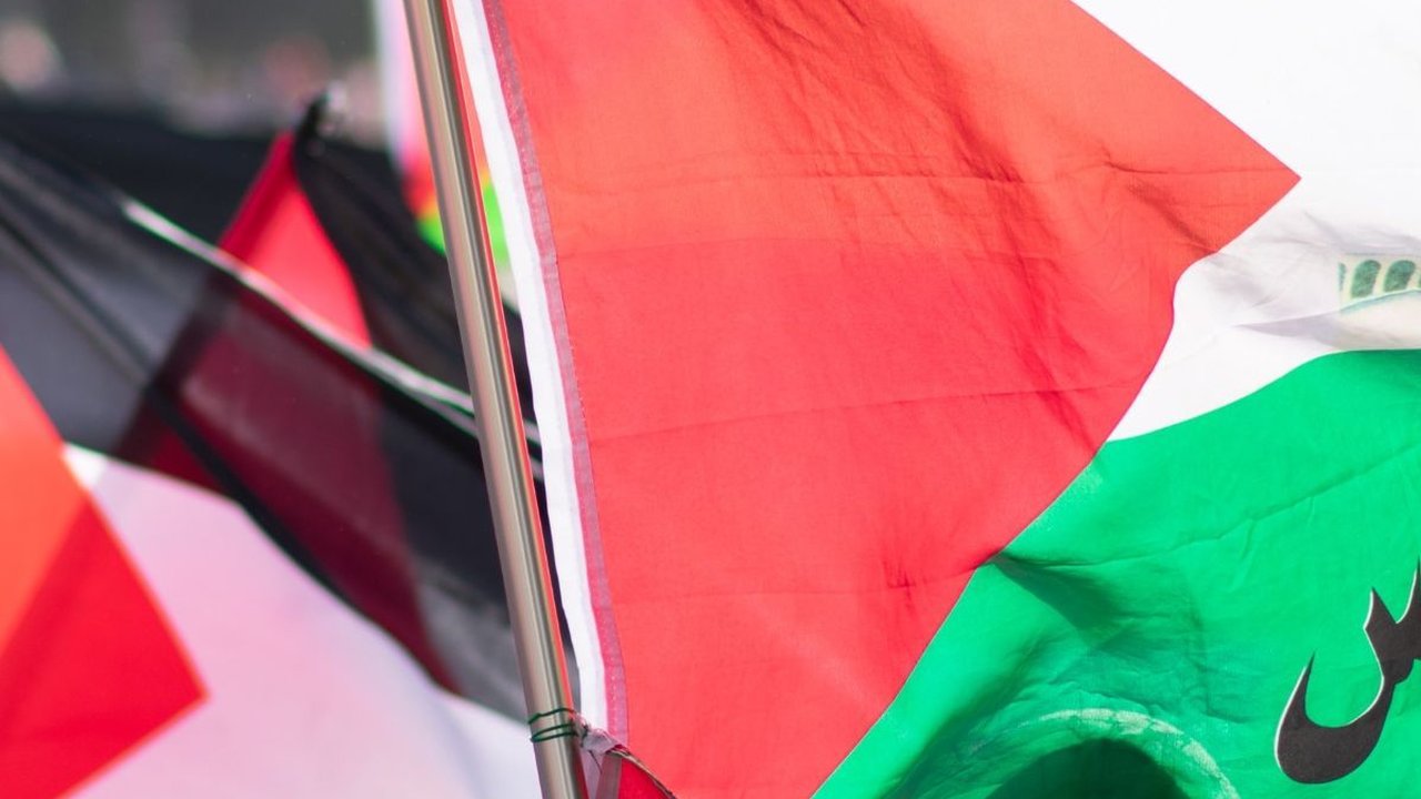 Tamparan Keras dari Yahudi Anti Zionis ke para Pemimpin Muslim Pendukung Israel