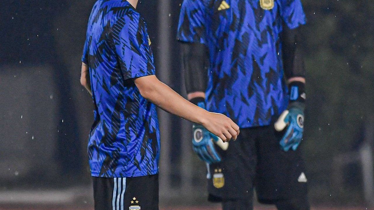 Dihadapkan Tekanan Ekstra, Argentina Takkan Remehkan Venezuela