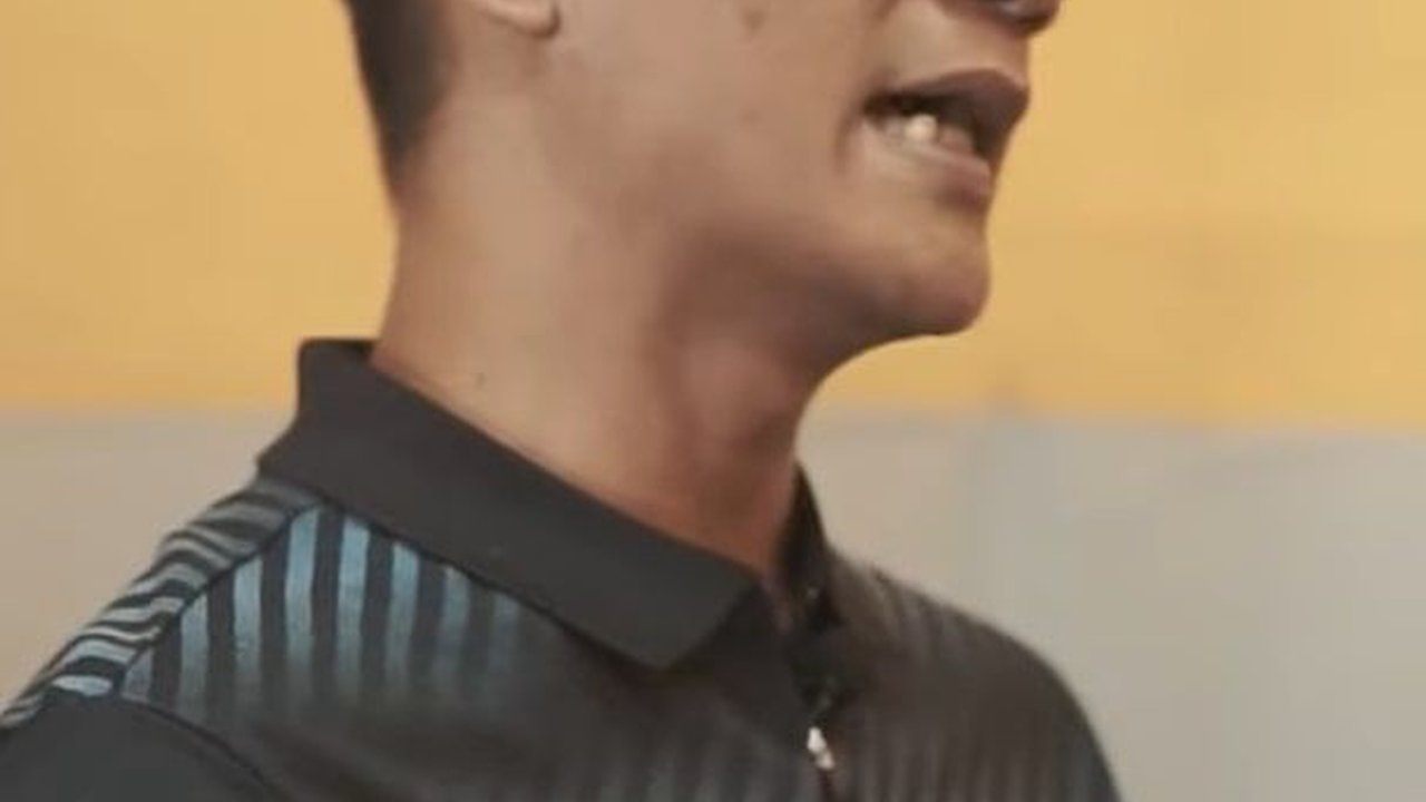 Mantan Direktur Kena PHK dan Banting Setir Jadi Tukang Bakso, Hidup Lebih Tenang dan Kini Punya 4 Cabang