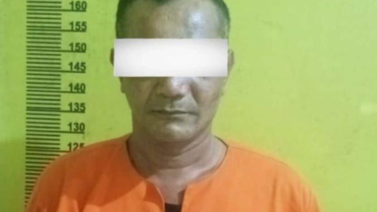 Seorang Ayah di Rokan Hilir Tega Ajak Dua Putrinya Threesome