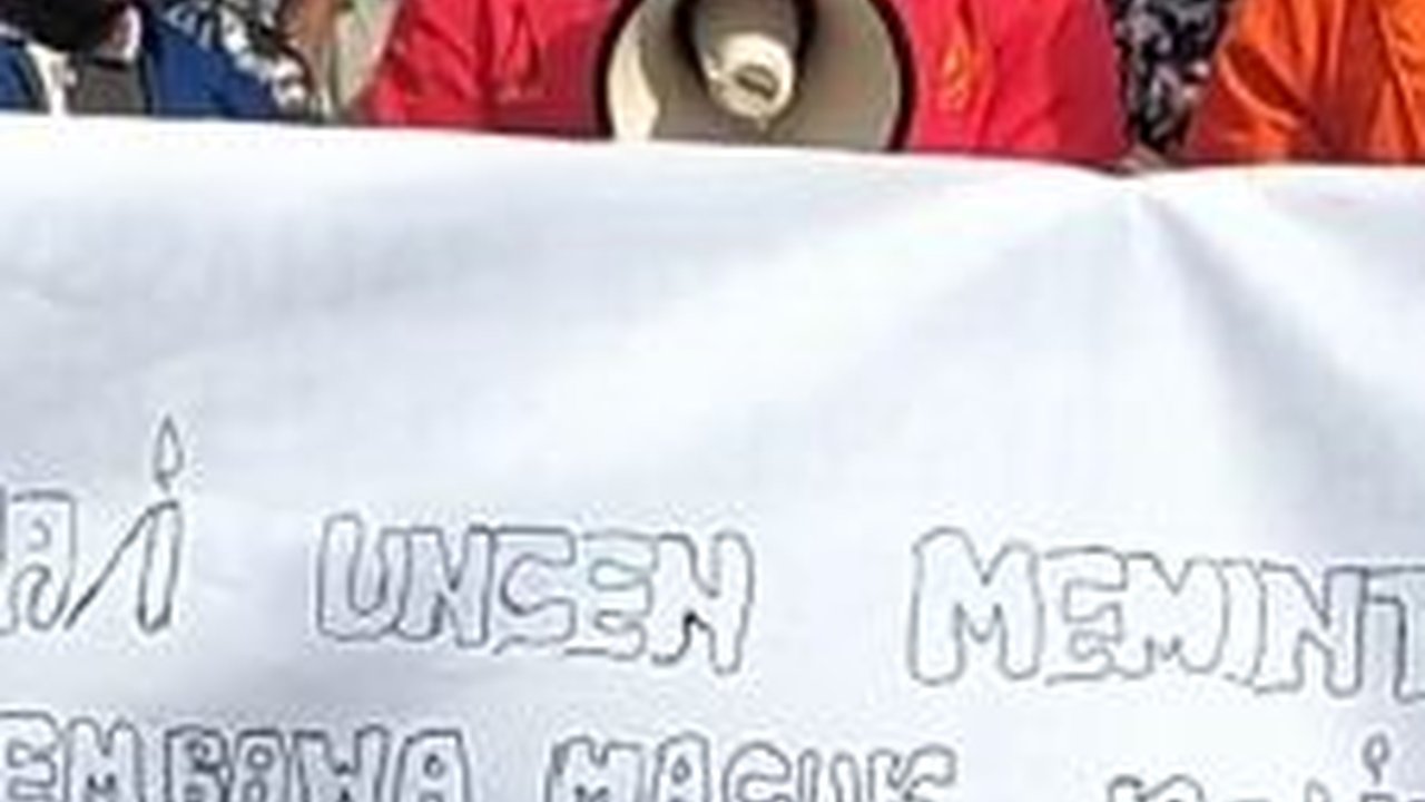 Tolak Ganjar Sampaikan Kuliah Umum, Ini Alasan Mahasiswa Universitas Cendrawasih Papua