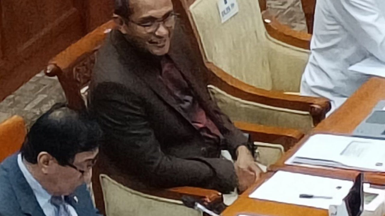 VIDEO: DPR Panas, Benny Usir Wamenkumham Eddy Hiariej Singgung Status Tersangka KPK