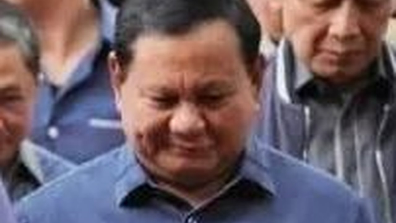 VIDEO: Prabowo Idolakan Sarwo Edhi Wibowo Mertua SBY Ketika Taruna TNI