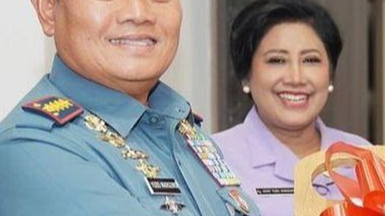 Tak Hanya Tongkat Komando, Laksamana Yudo Serahkan Kunci Rumah Dinas ke Panglima TNI Jenderal Agus Subiyanto