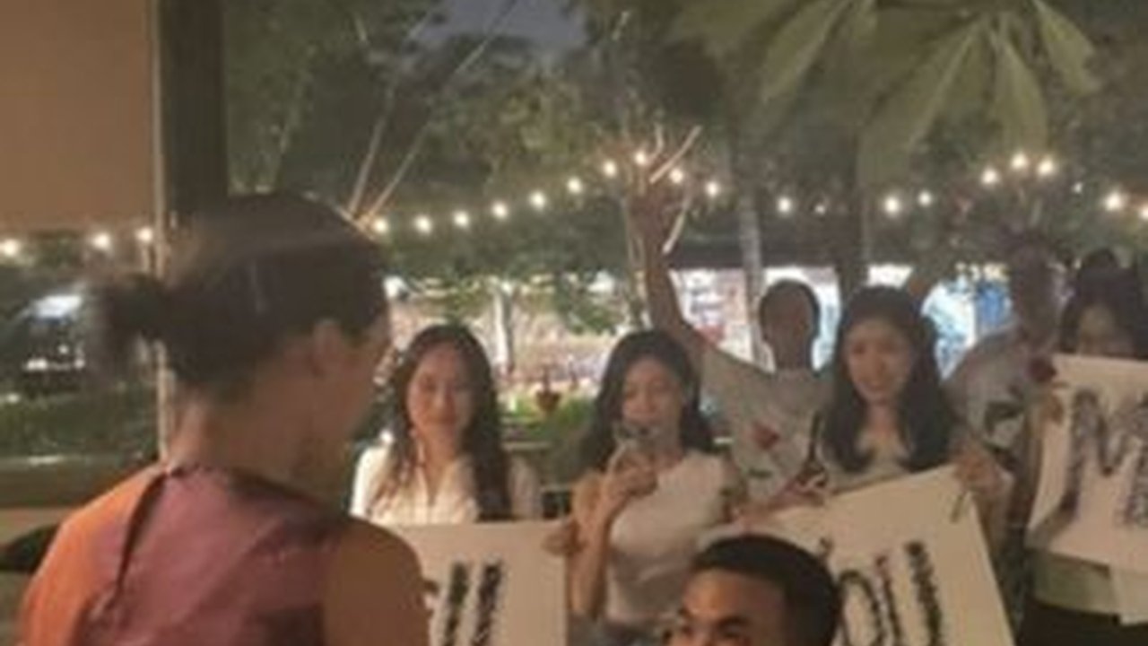 Momen Romantis Anak Tora Sudiro Dilamar Sang Kekasih, Bahagia dan Penuh Haru