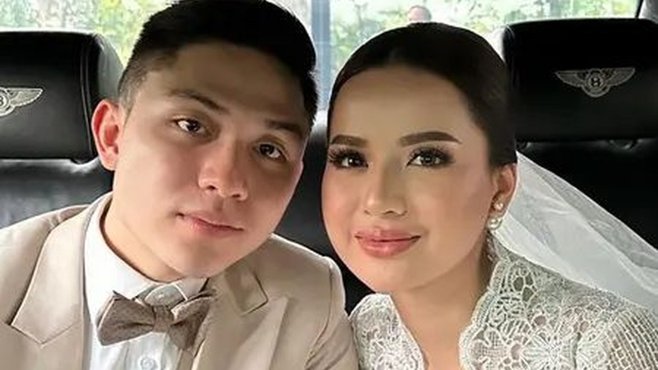 Momen Bahagia Anggi Marito Eks Indonesian Idol Menikah dengan Pilot, Ini Potretnya