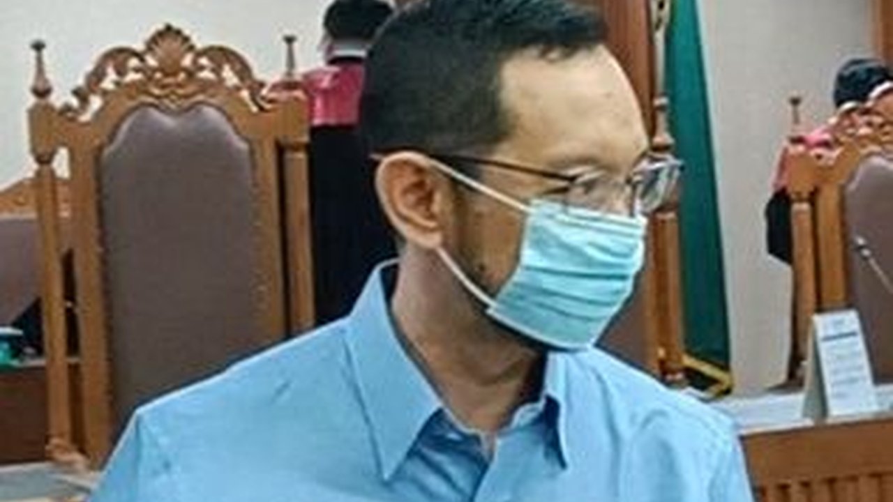 Eks Kepala Bea Cukai Makassar Andhi Pramono Didakwa Terima Gratifikasi Rp50 Miliar